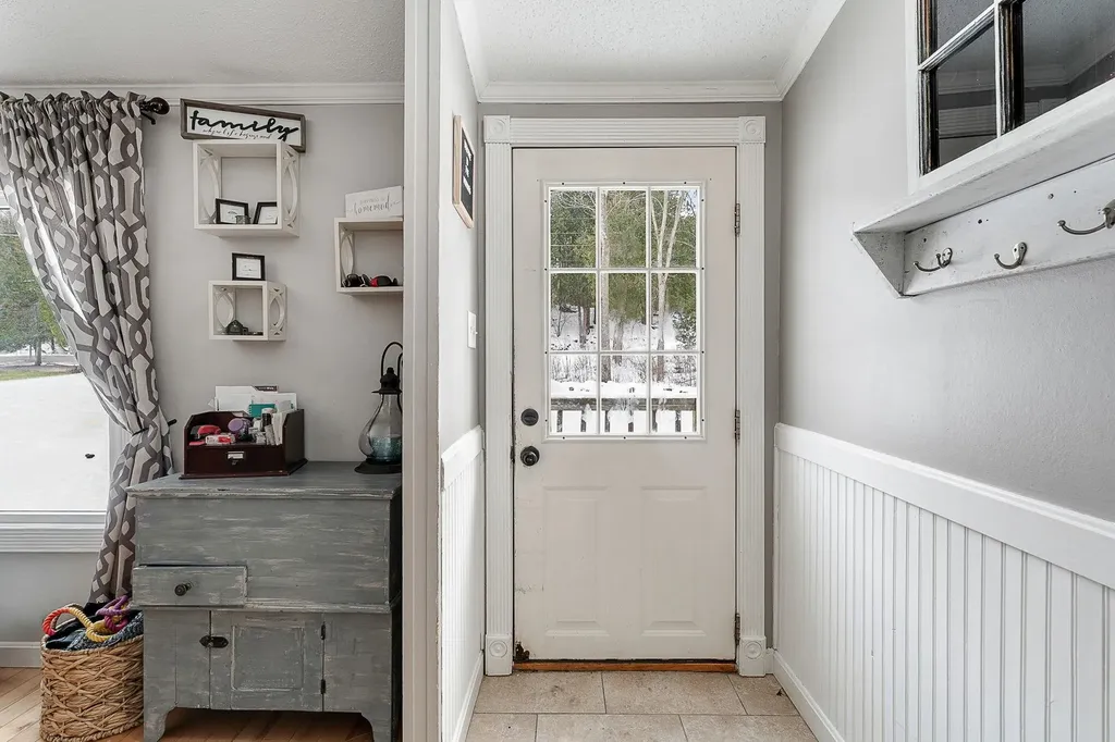 11 Beach Road Milton VT 05468