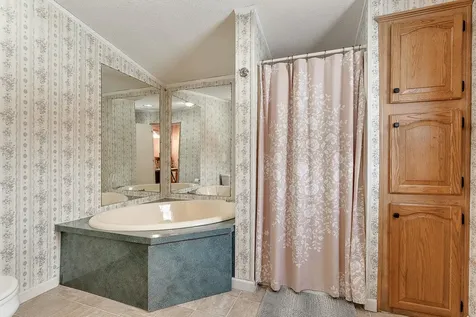 11 Beach Road Milton VT 05468