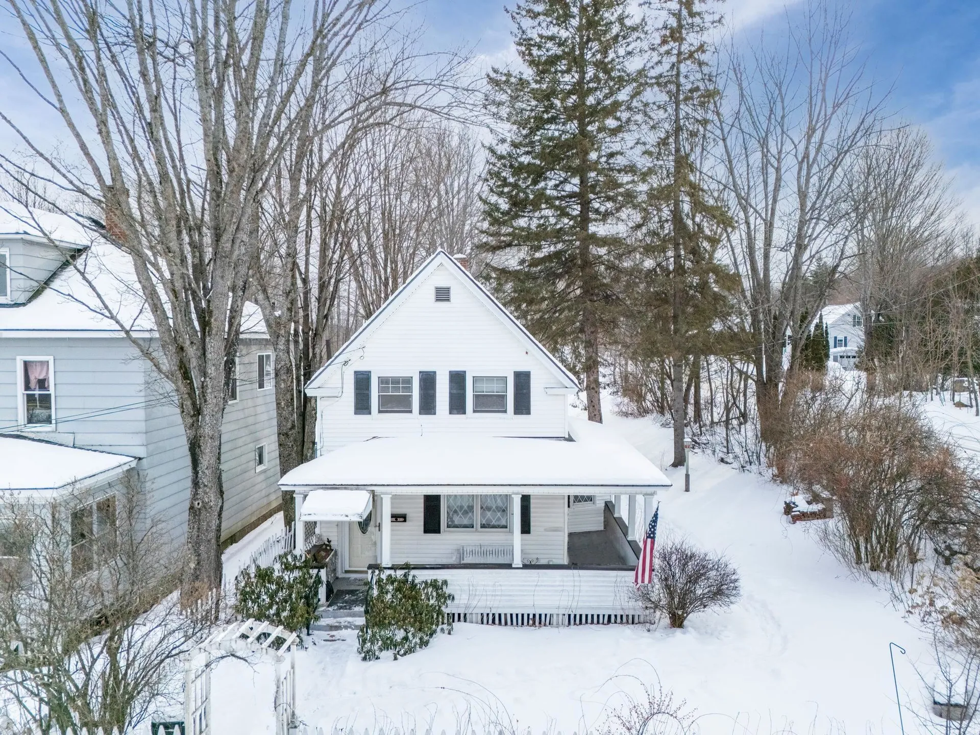 13 2nd Street Gorham NH 03581