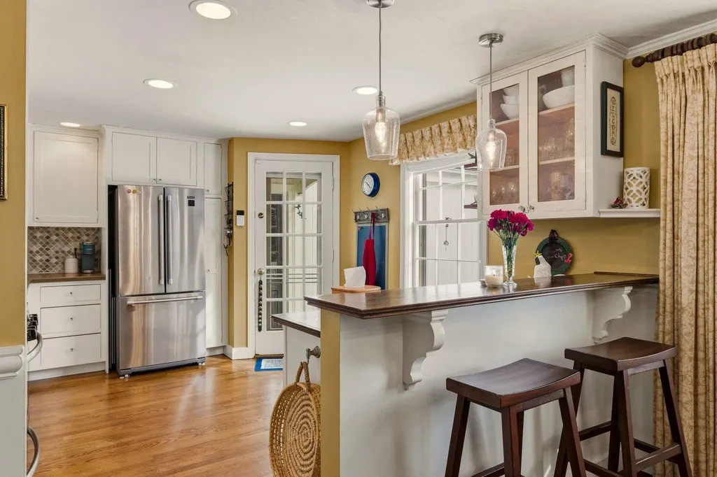 5 Bayberry Lane Exeter NH 03833