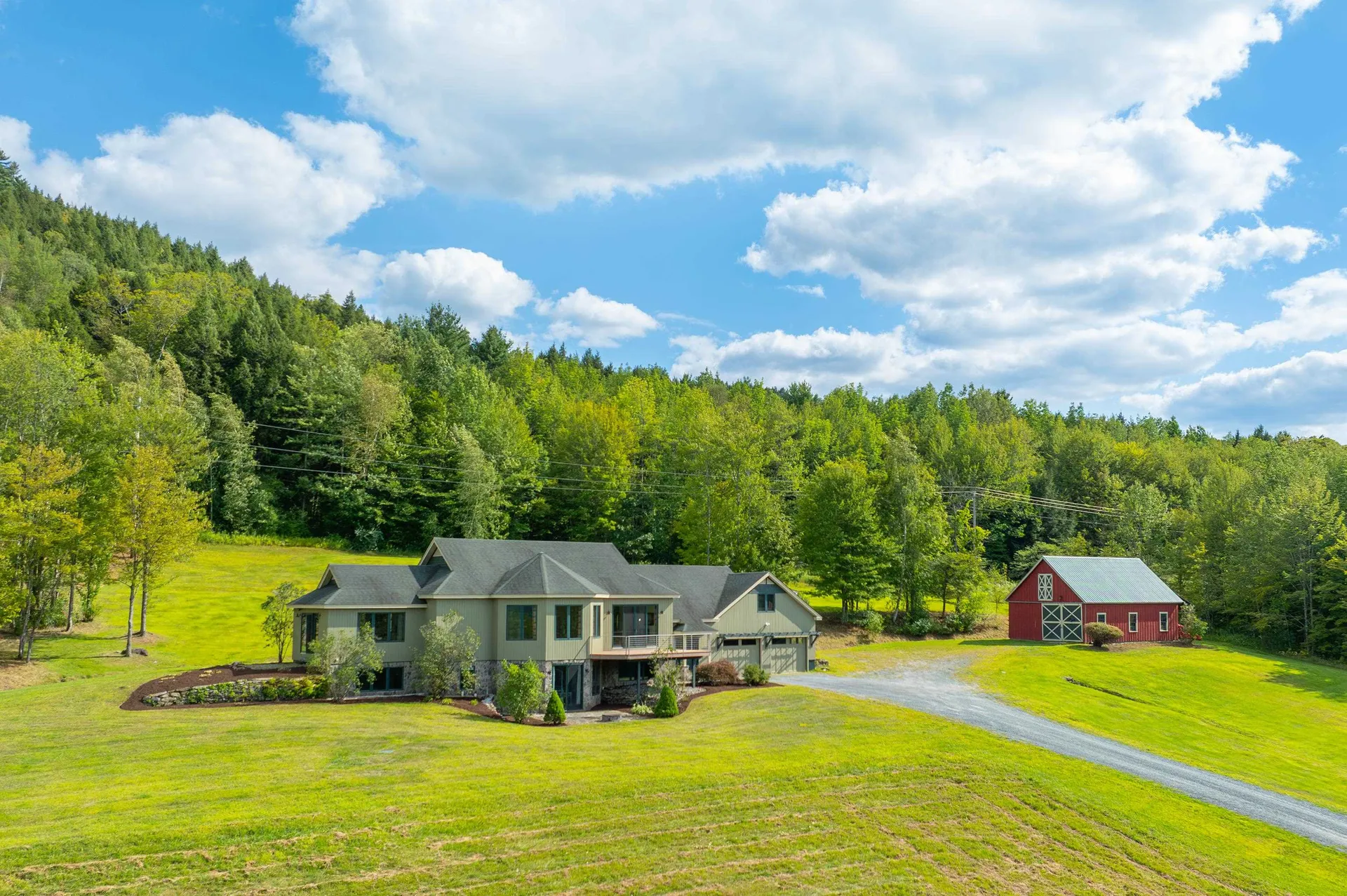 411 Wood Road Hartford VT 05059