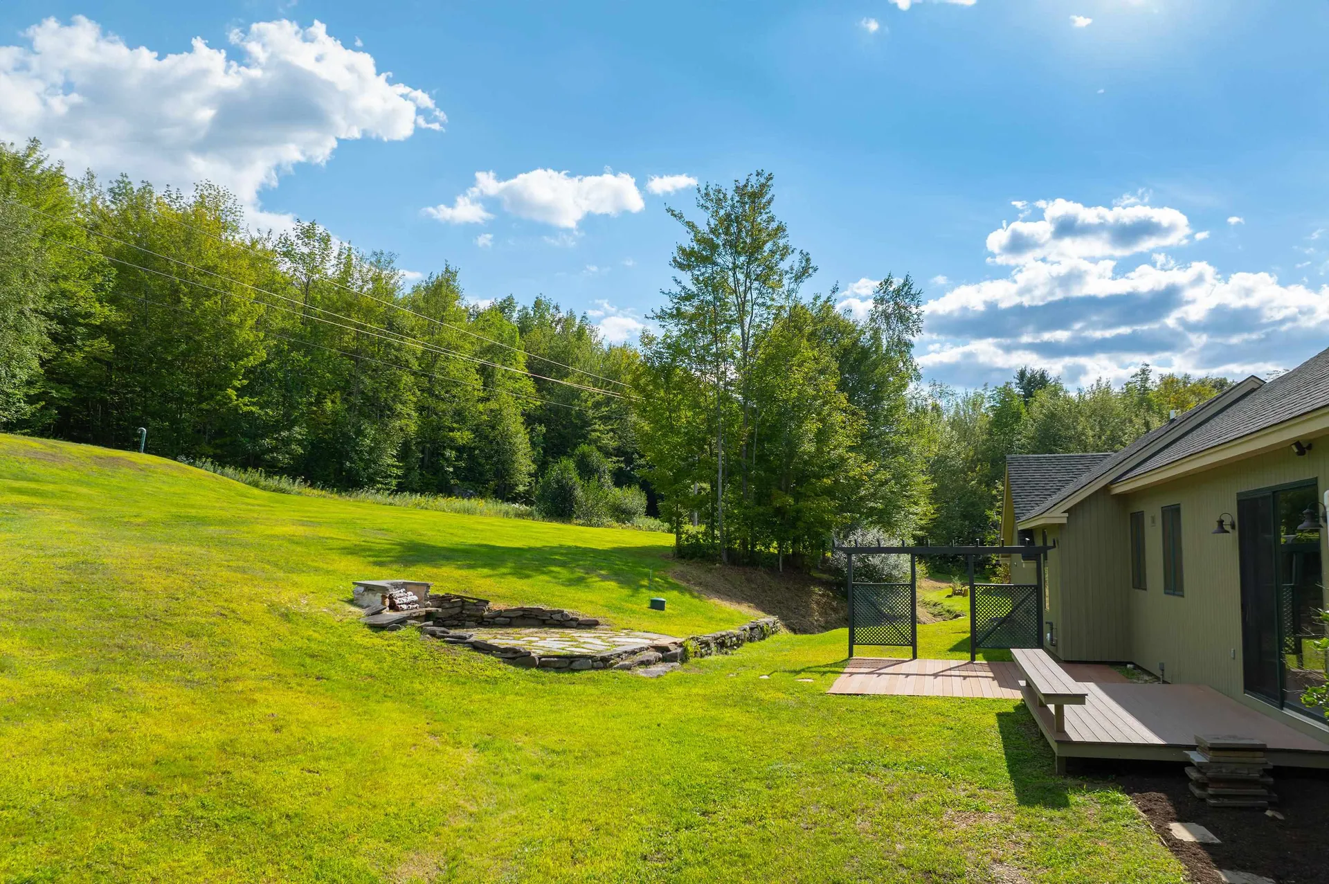 411 Wood Road Hartford VT 05059