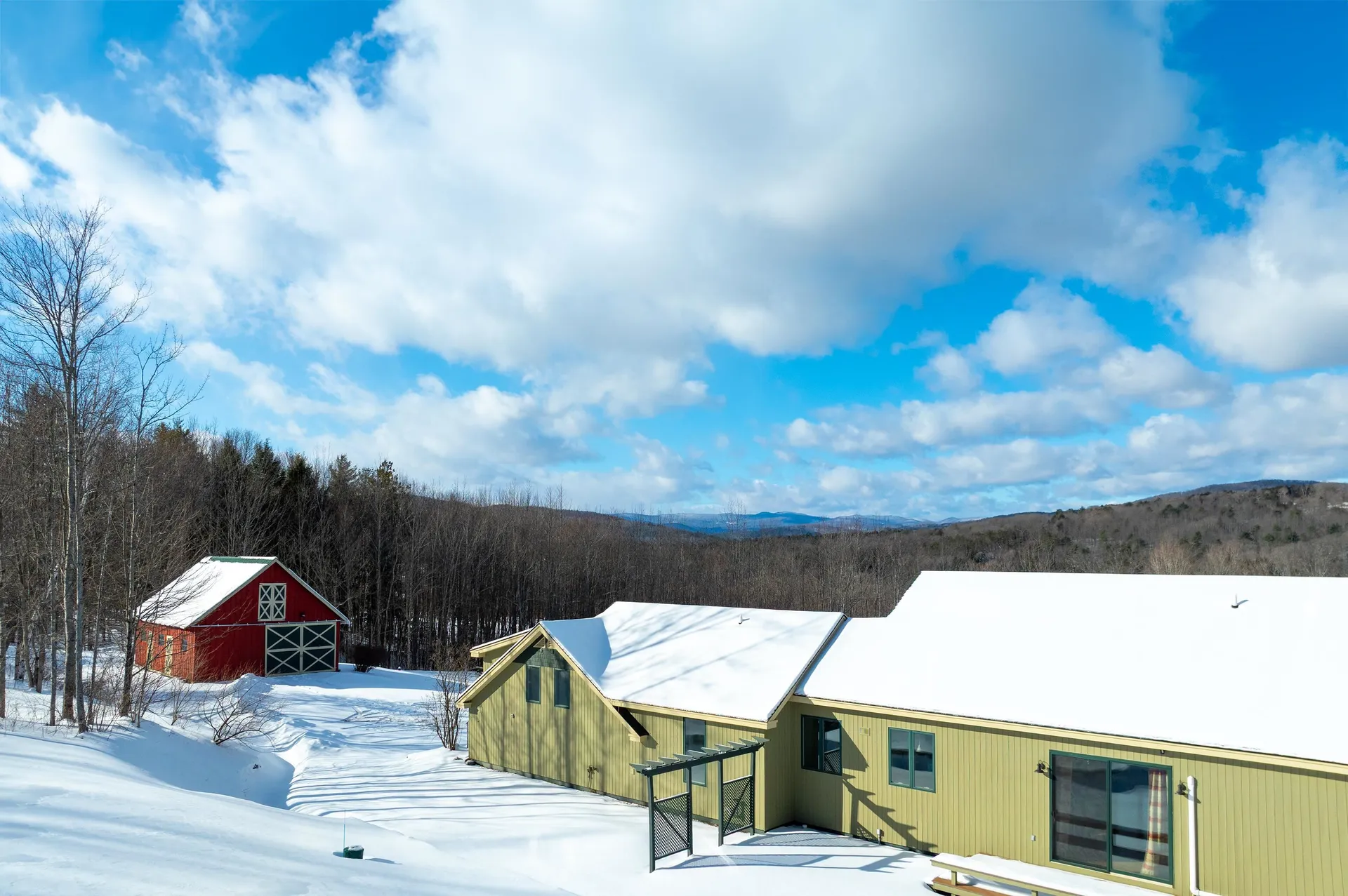 411 Wood Road Hartford VT 05059