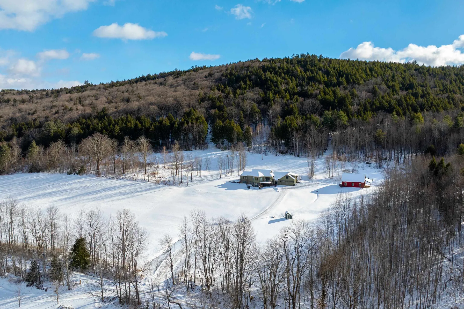 411 Wood Road Hartford VT 05059