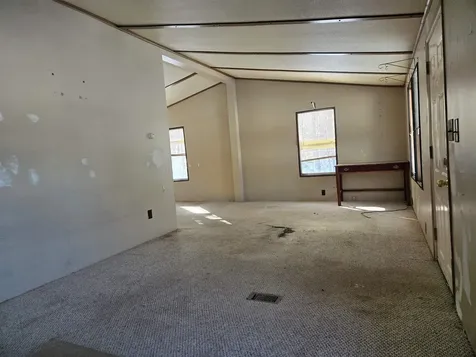 862 Mayhew Turnpike Bridgewater NH 03222