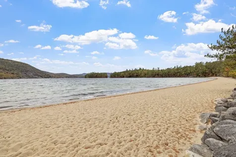 862 Mayhew Turnpike Bridgewater NH 03222