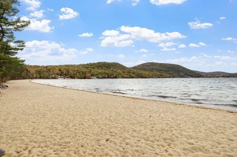 862 Mayhew Turnpike Bridgewater NH 03222