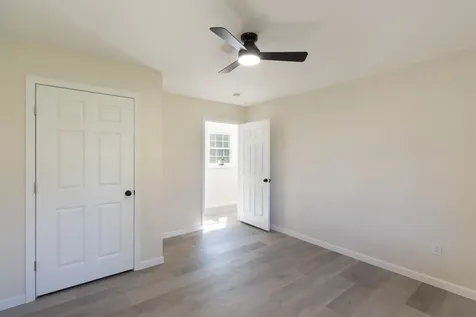 51 Pearl Street Grand Isle VT 05458