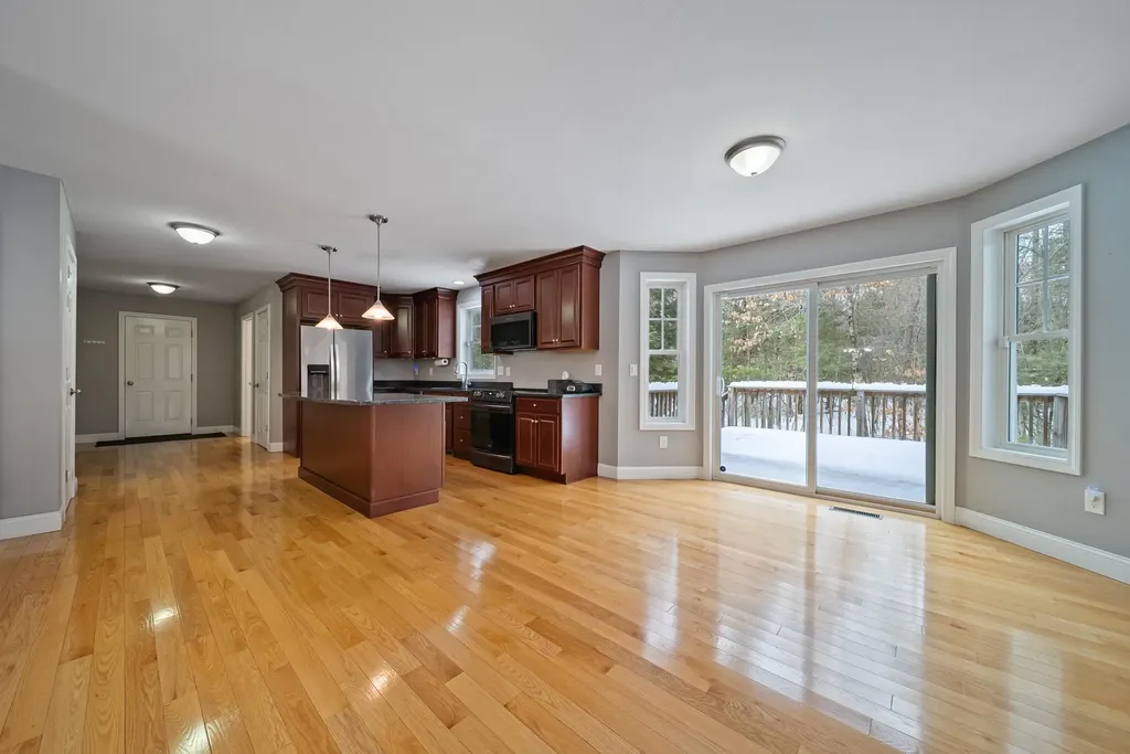 183 Hoit Road Concord NH 03301