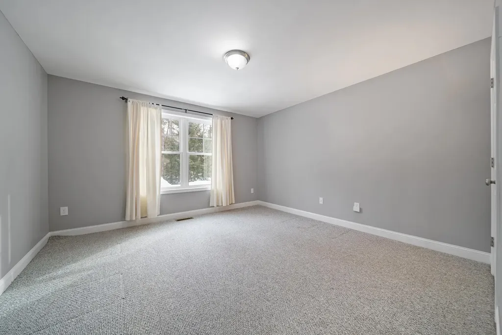 183 Hoit Road Concord NH 03301