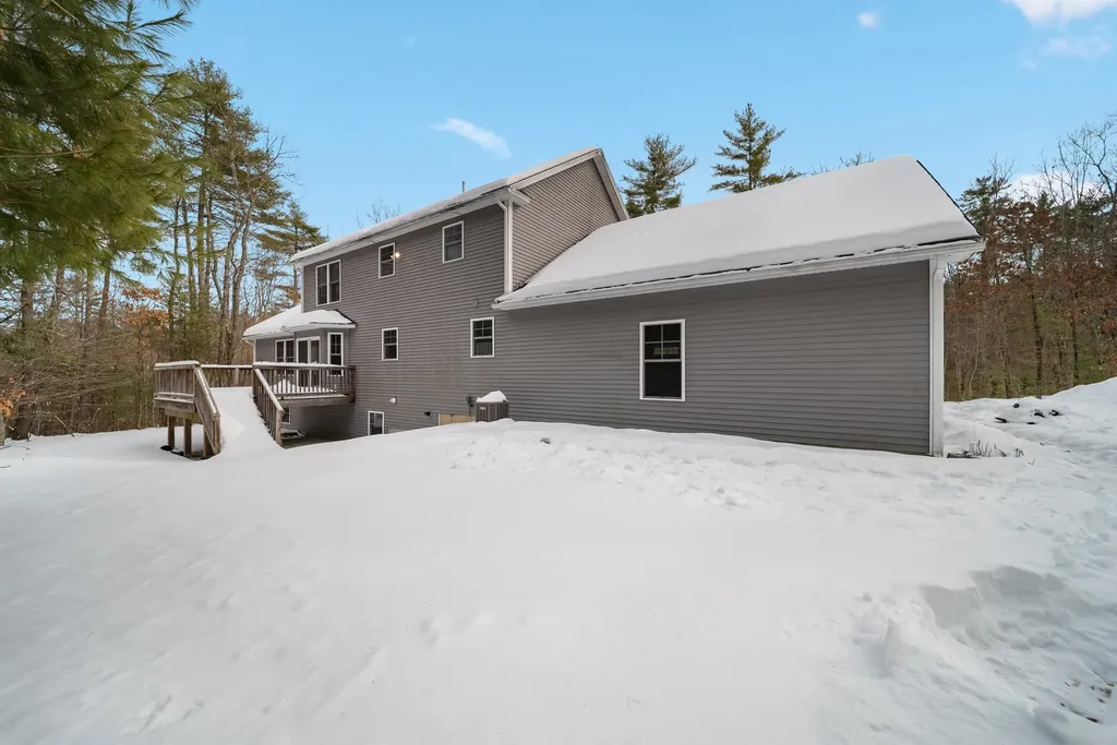 183 Hoit Road Concord NH 03301