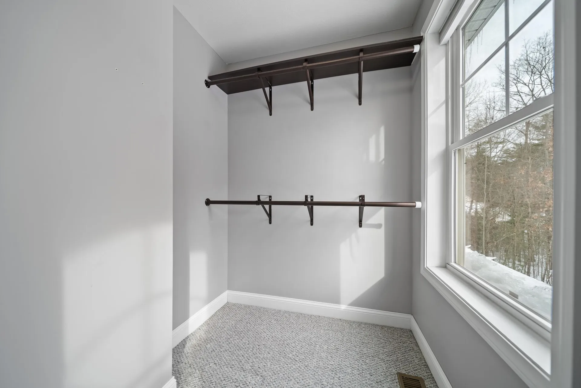 183 Hoit Road Concord NH 03301