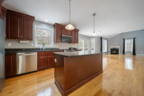 183 Hoit Road Concord NH 03301