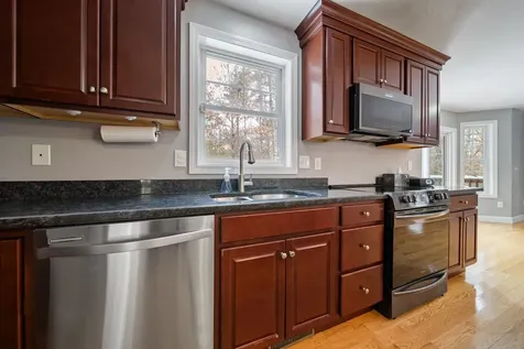 183 Hoit Road Concord NH 03301