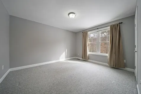 183 Hoit Road Concord NH 03301