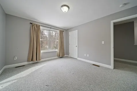 183 Hoit Road Concord NH 03301