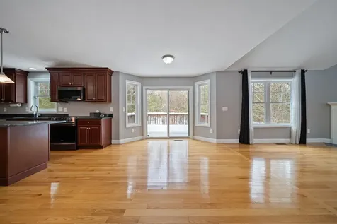 183 Hoit Road Concord NH 03301