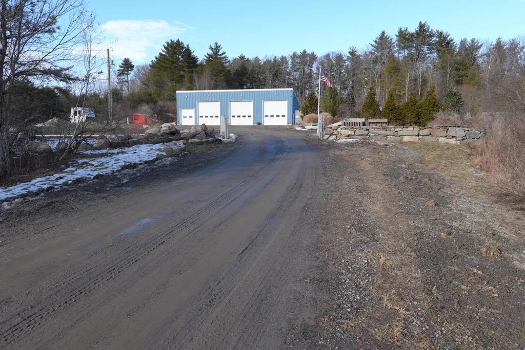 454 Wadleigh Falls Road Newmarket NH 03857