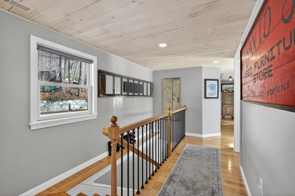 195 East Side Drive Alton NH 03809