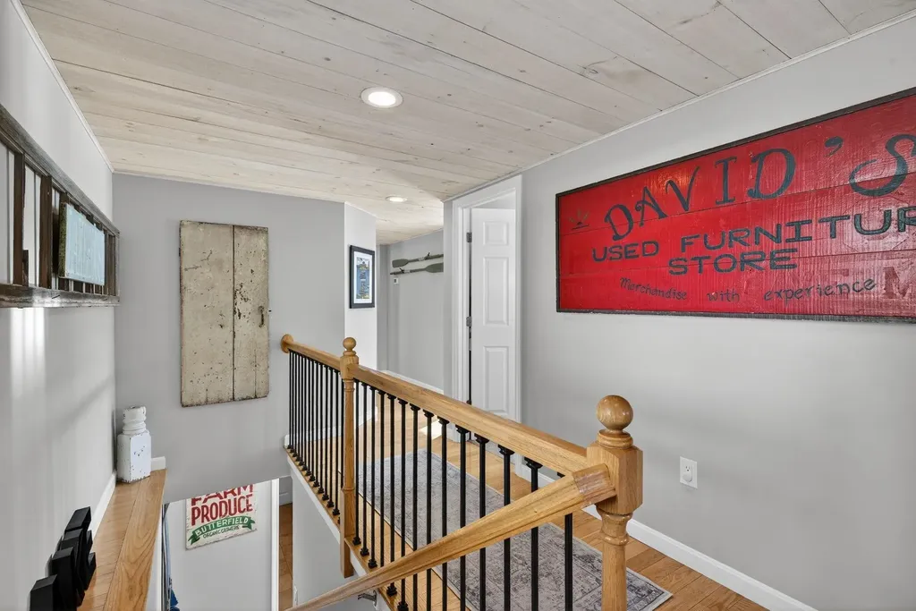 195 East Side Drive Alton NH 03809