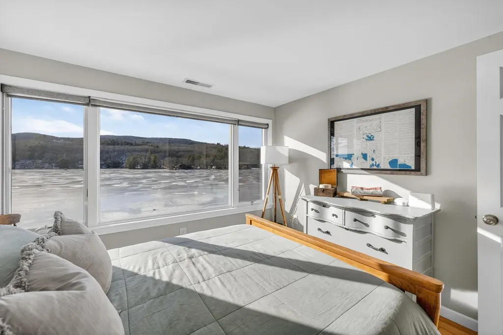 195 East Side Drive Alton NH 03809