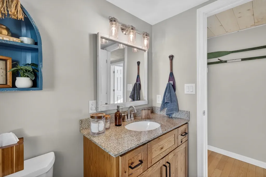 195 East Side Drive Alton NH 03809