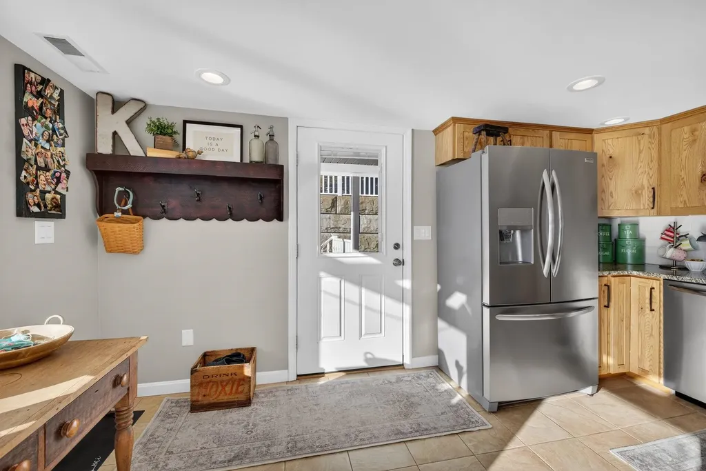 195 East Side Drive Alton NH 03809