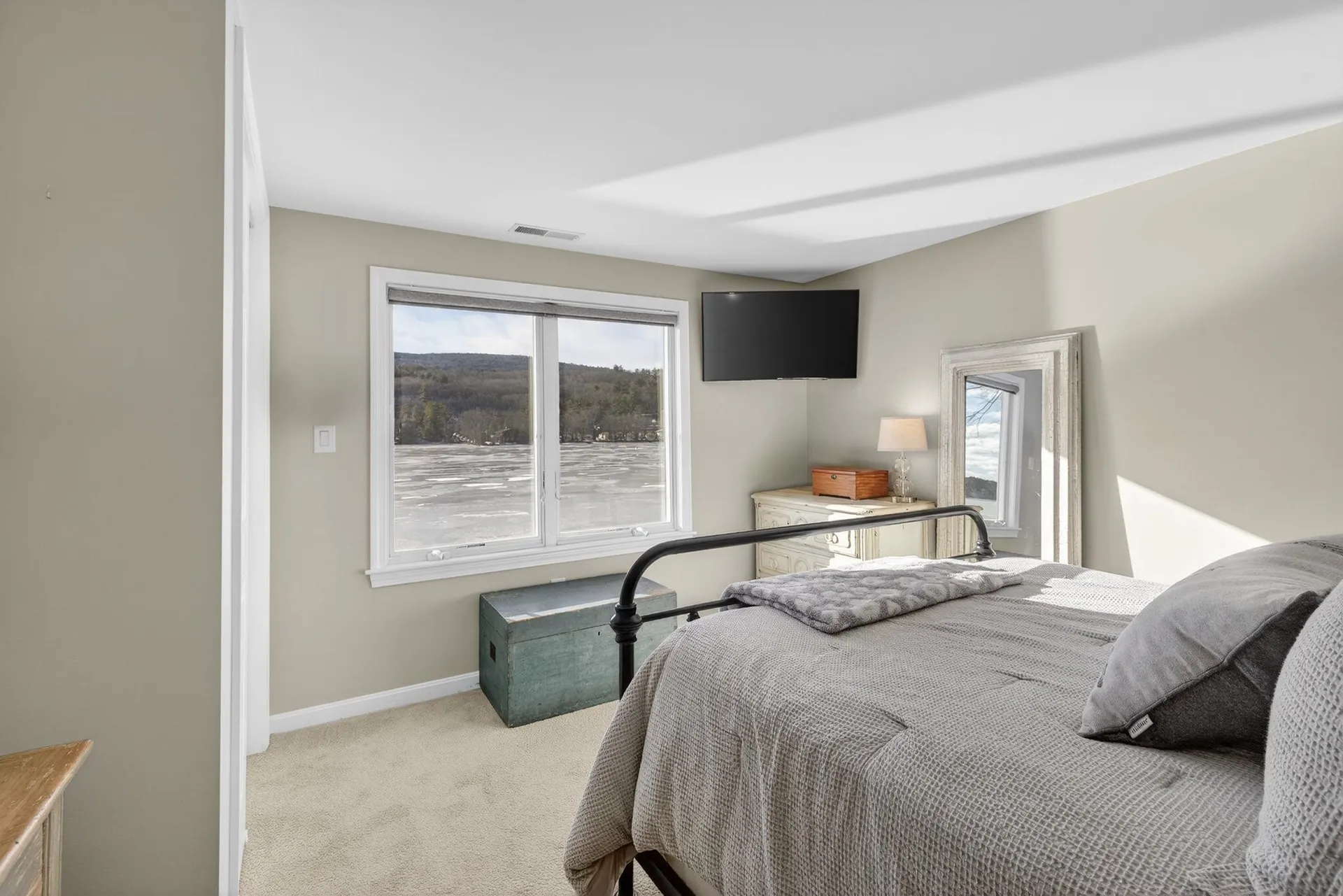 195 East Side Drive Alton NH 03809