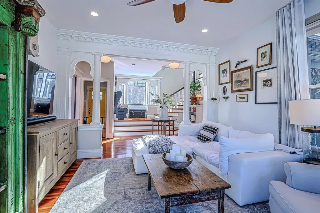 120 S Mast Street Goffstown NH 03045