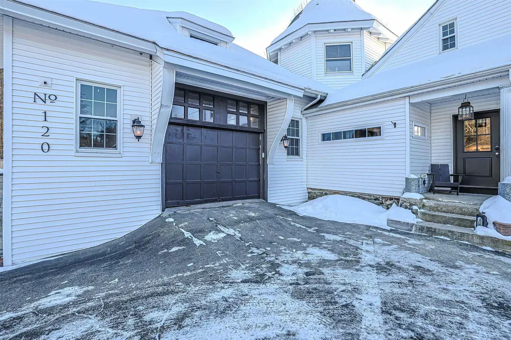 120 S Mast Street Goffstown NH 03045