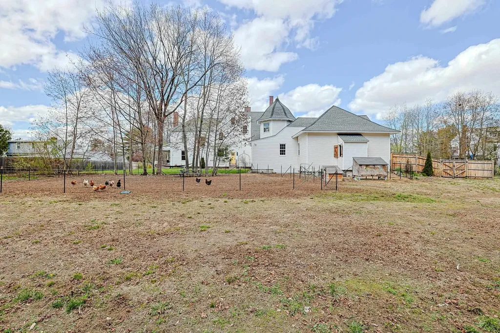 120 S Mast Street Goffstown NH 03045
