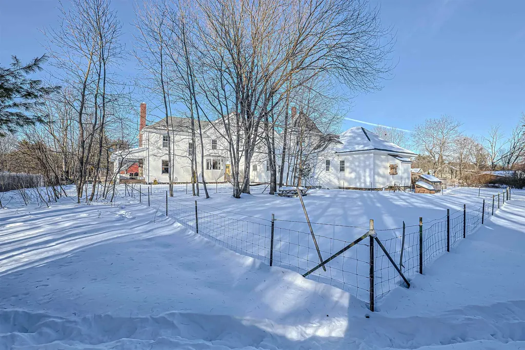 120 S Mast Street Goffstown NH 03045