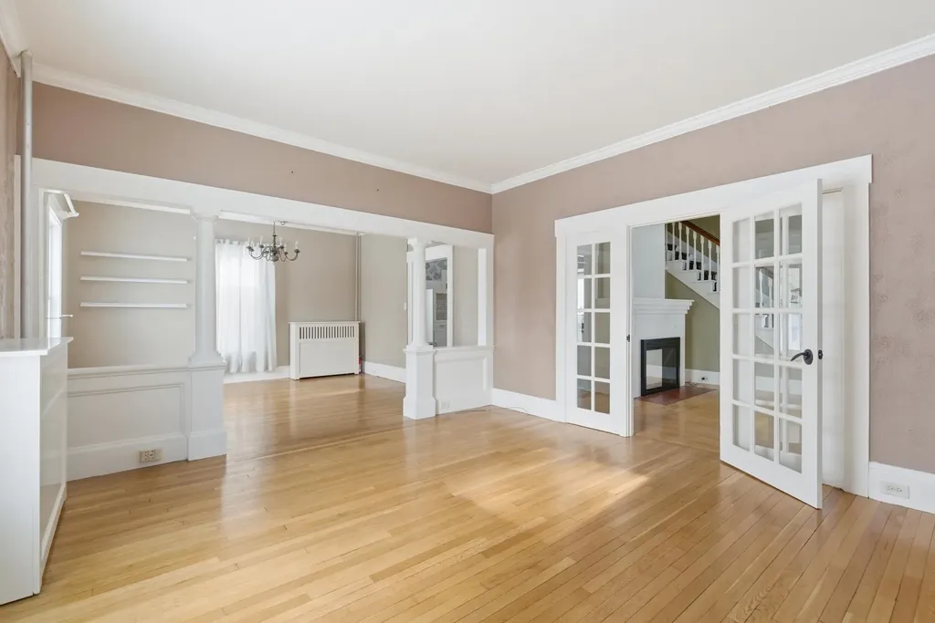 30 Ray Street Manchester NH 03104