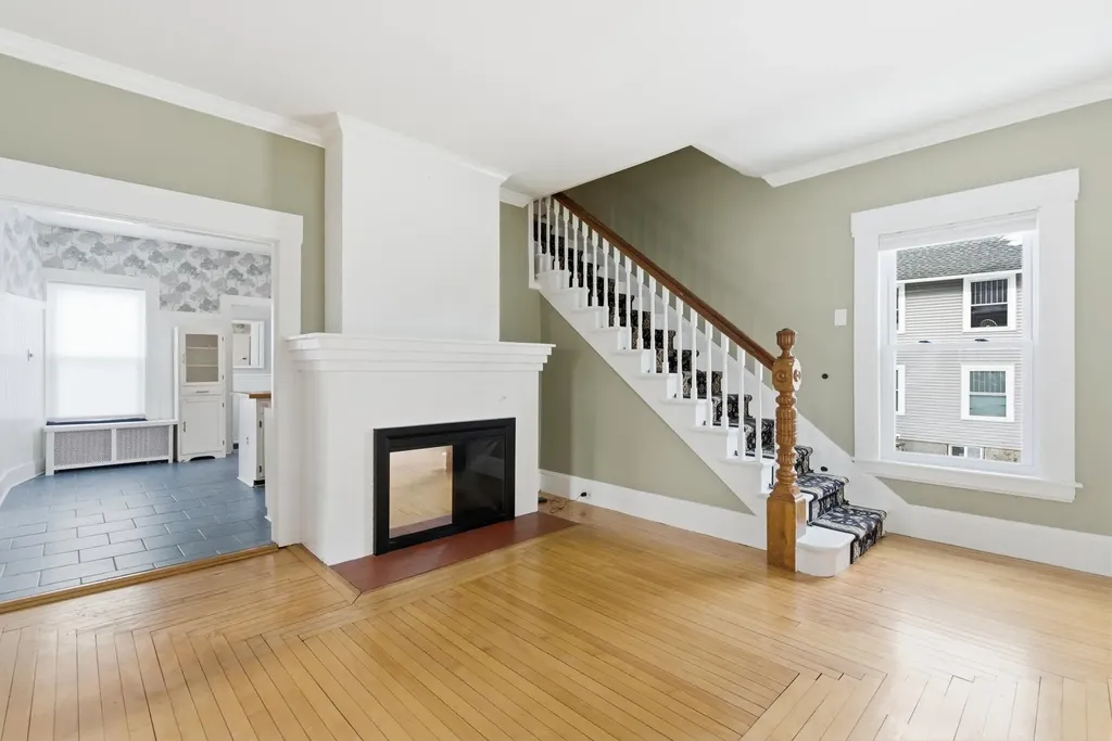 30 Ray Street Manchester NH 03104