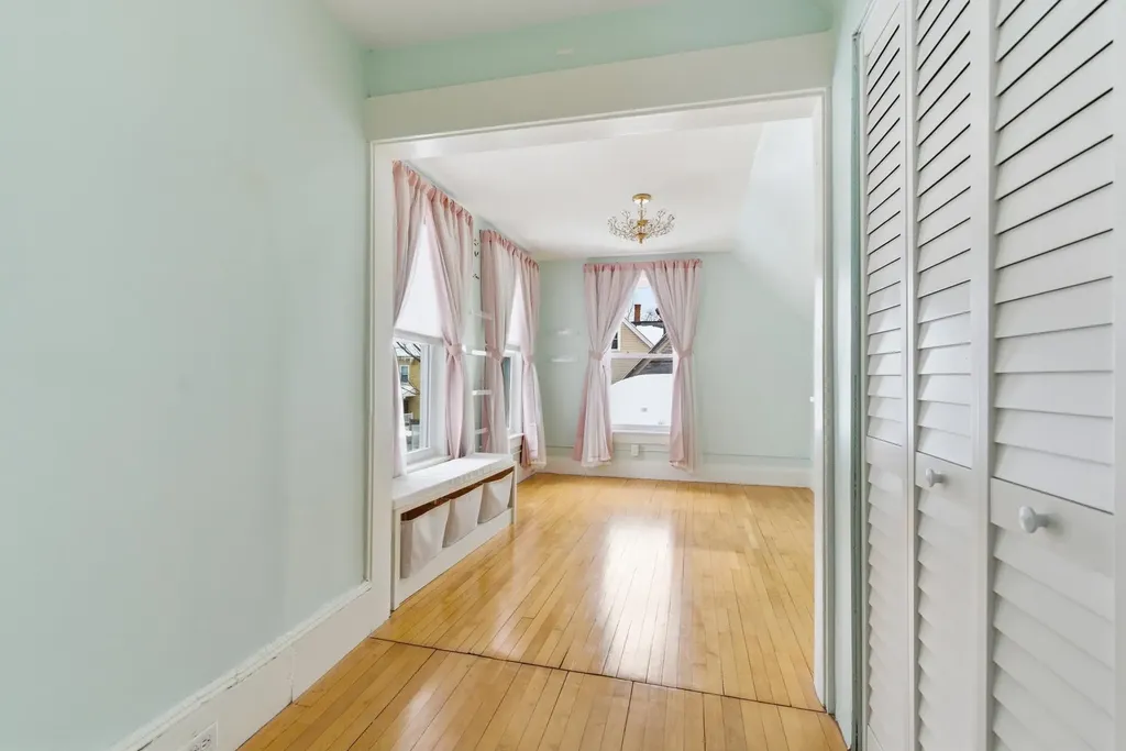 30 Ray Street Manchester NH 03104