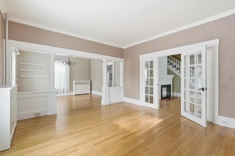 30 Ray Street Manchester NH 03104