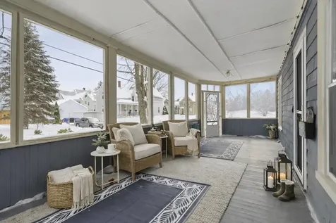 30 Ray Street Manchester NH 03104