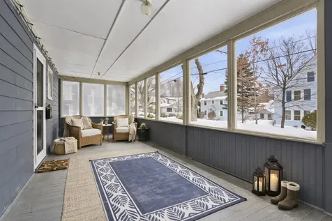 30 Ray Street Manchester NH 03104