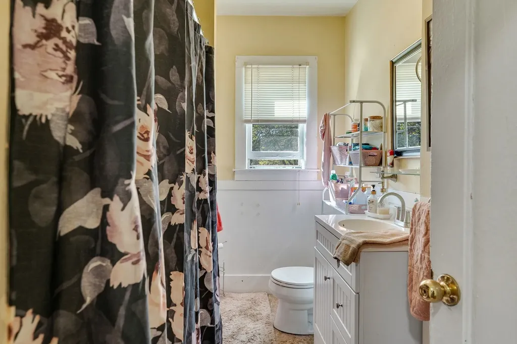 275 Wall Street Northfield VT 05663