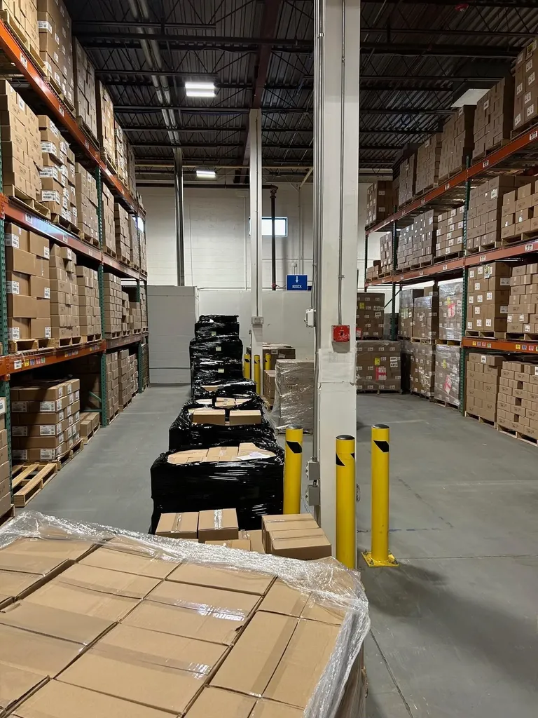 8 Delta Drive Londonderry NH 03053