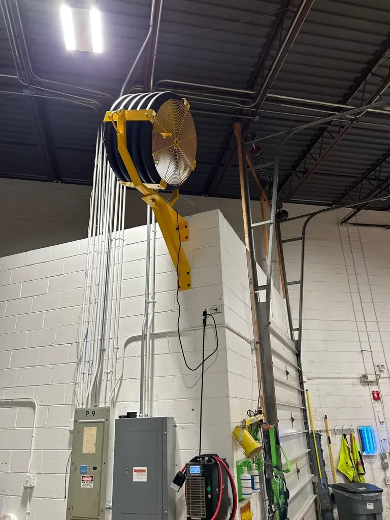 8 Delta Drive Londonderry NH 03053