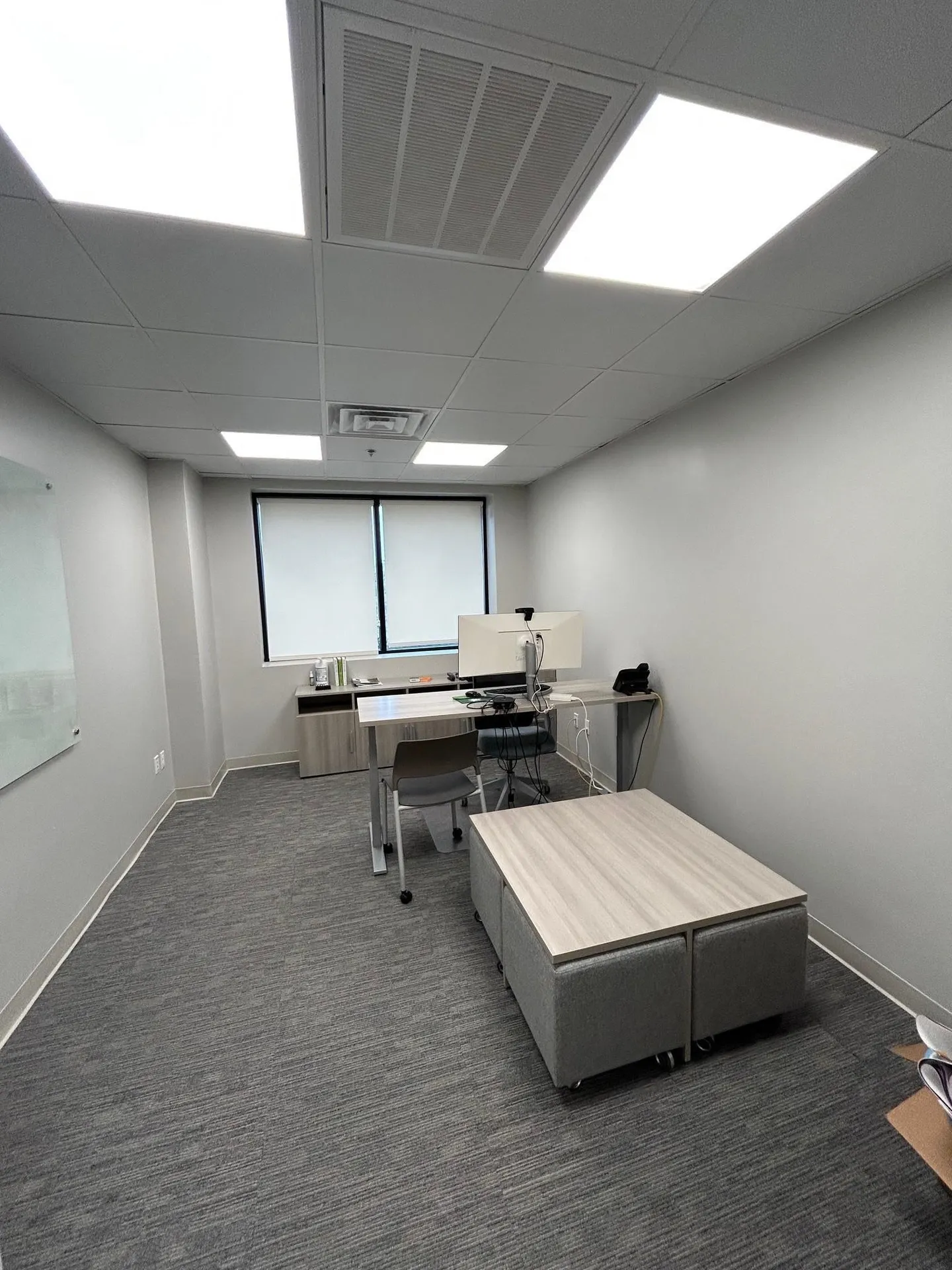 8 Delta Drive Londonderry NH 03053