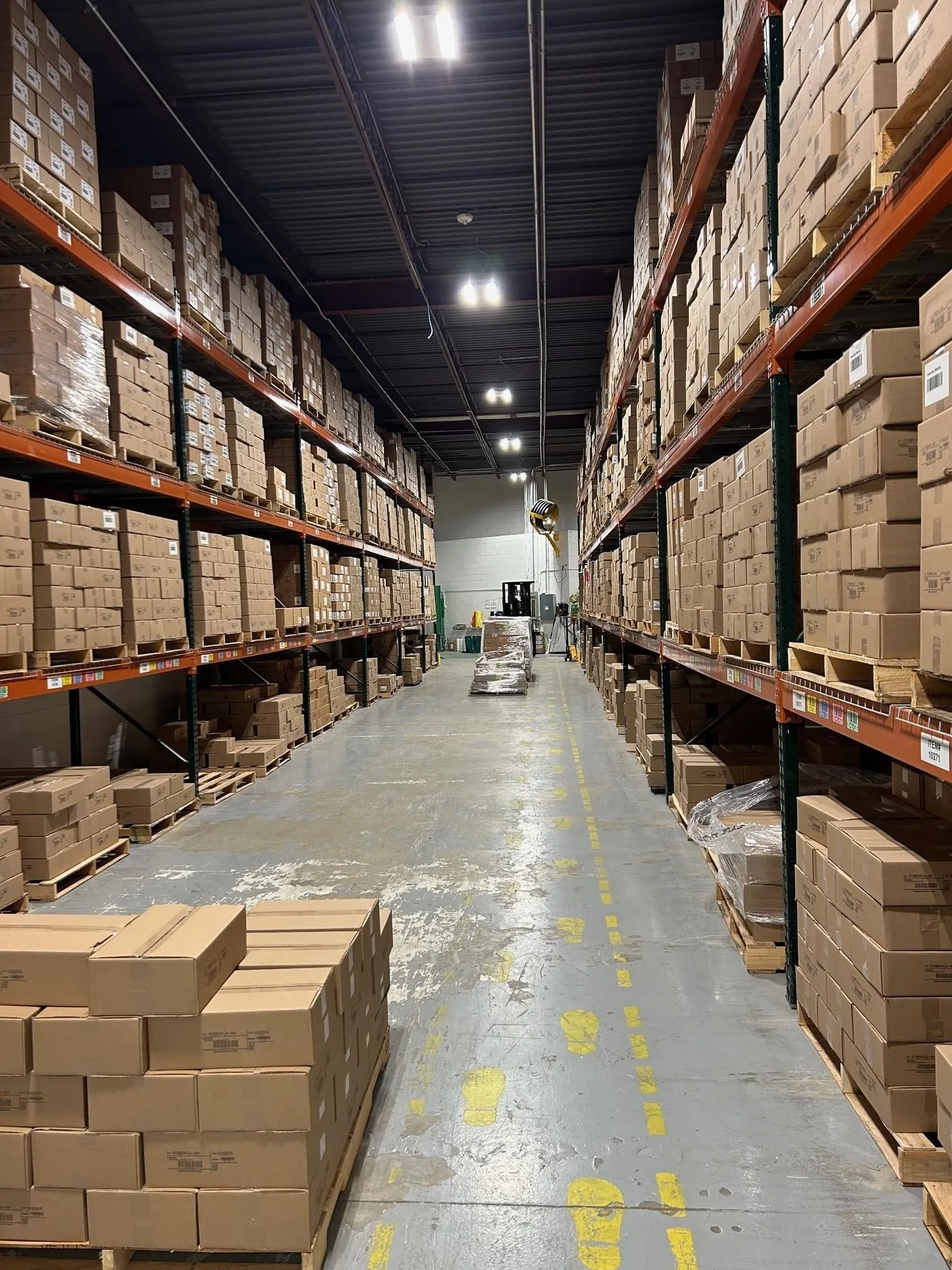 8 Delta Drive Londonderry NH 03053