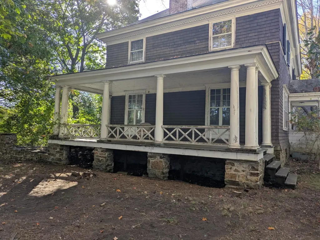 15 Bailey Avenue Claremont NH 03743