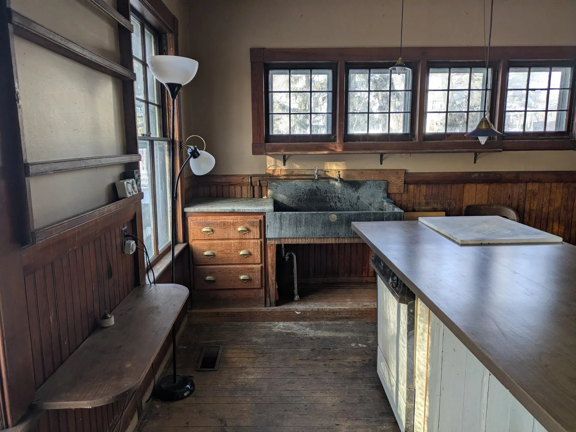 15 Bailey Avenue Claremont NH 03743