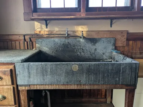 15 Bailey Avenue Claremont NH 03743