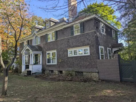 15 Bailey Avenue Claremont NH 03743