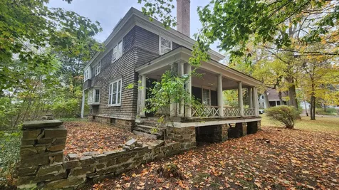 15 Bailey Avenue Claremont NH 03743