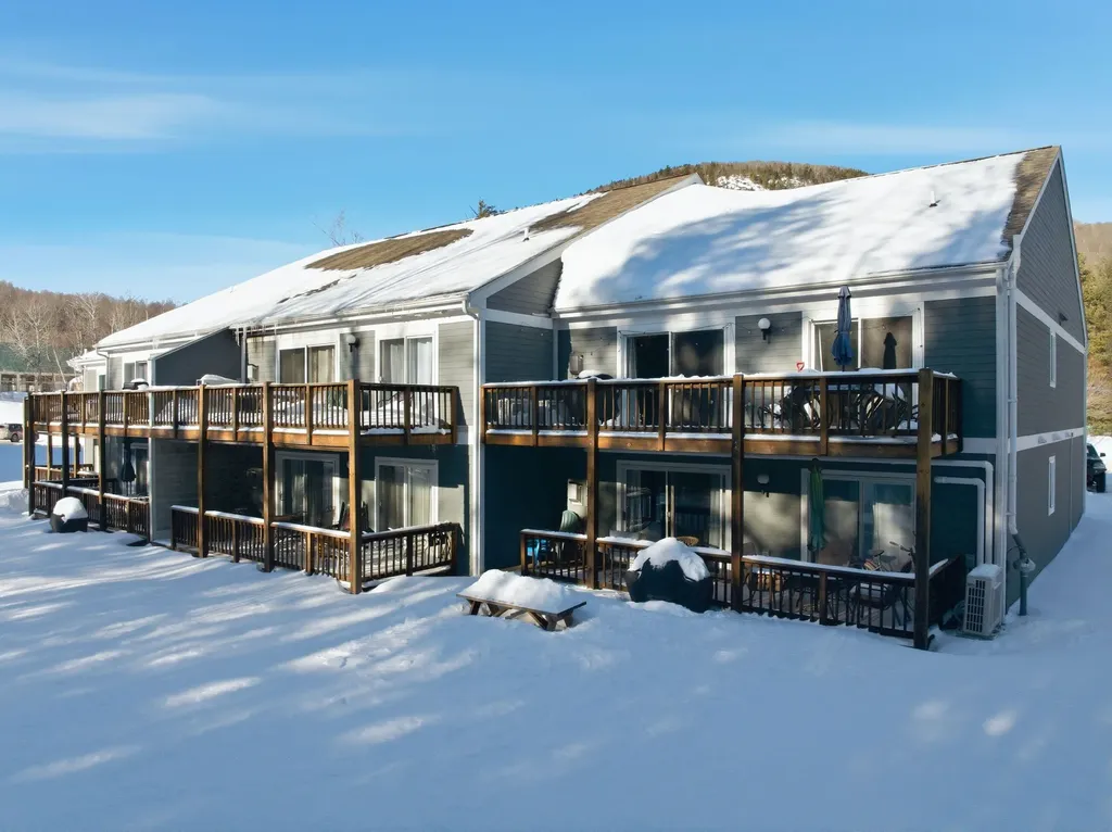 5 White Oak Lane Lincoln NH 03251