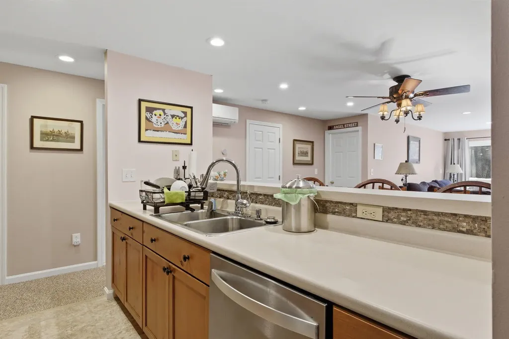 5 White Oak Lane Lincoln NH 03251